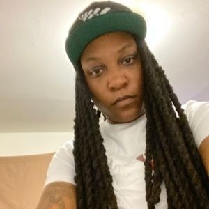 Meet your Posher, Jade